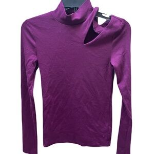 ❤️ GAP MODERN CUTOUT LONG SLEEVE TOP XS